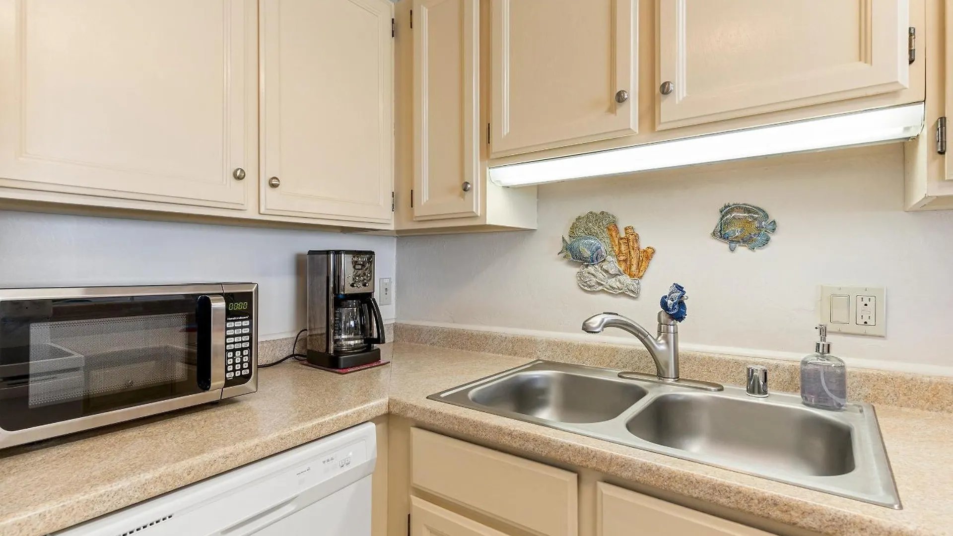 Shores Of Maui 215 Dramatic Ocean Views Steps To The Beach Renovated Ac 5964 Kihei