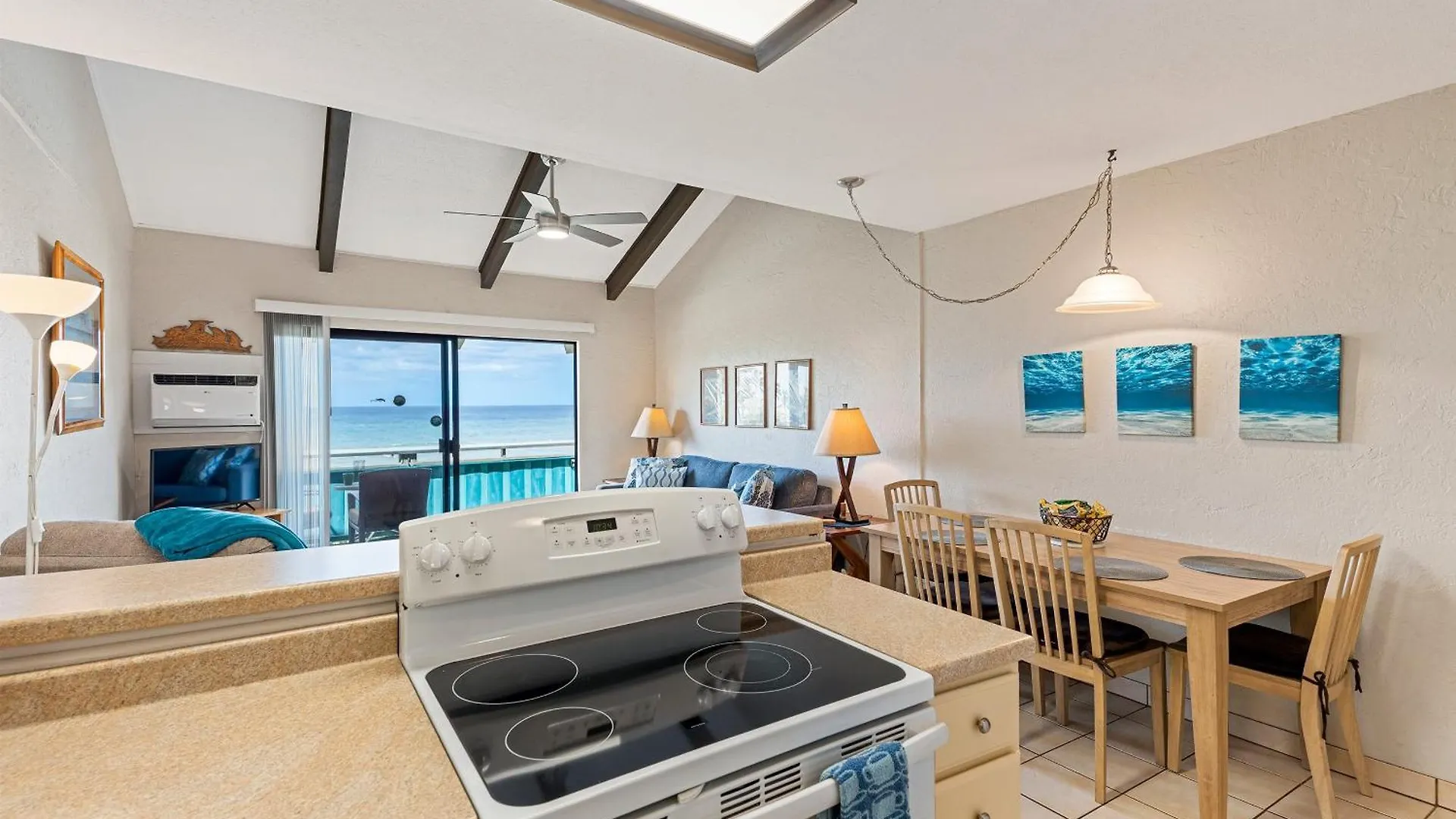 Shores Of Maui 215 Dramatic Ocean Views Steps To The Beach Renovated Ac 5964 Kihei Stany Zjednoczone Ameryki